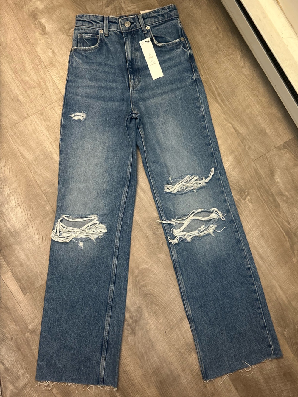 NWT Distressed Wide Leg Jenas | Zara